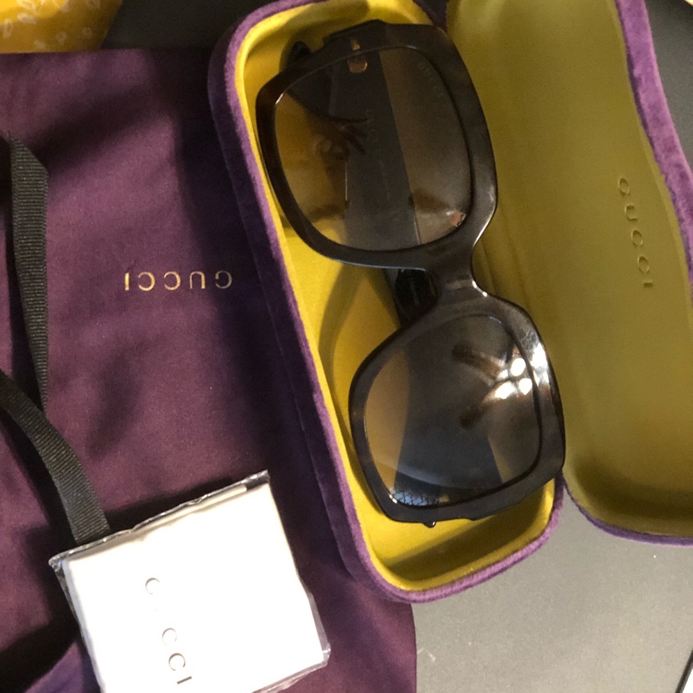Gucci sunglasses